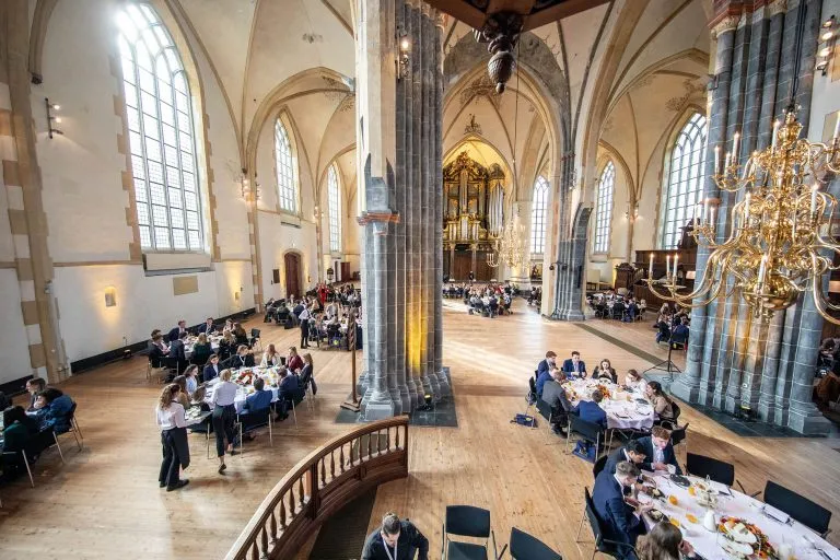 Bloemstyling Sierlust bij Martinikerk Groningen